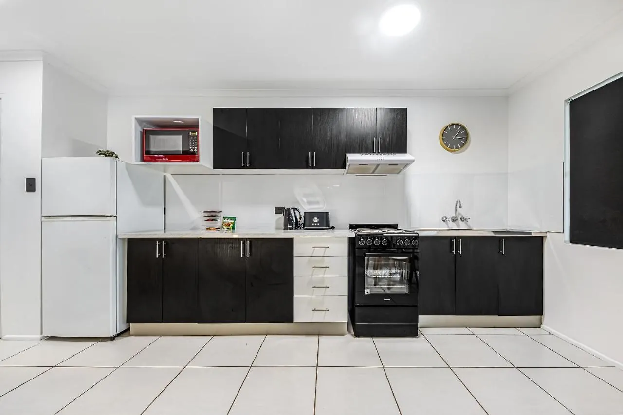 **** Aparthotel Beachcomber Peregian Beach Australia