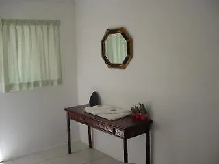 Aparthotel Beachcomber Peregian Beach